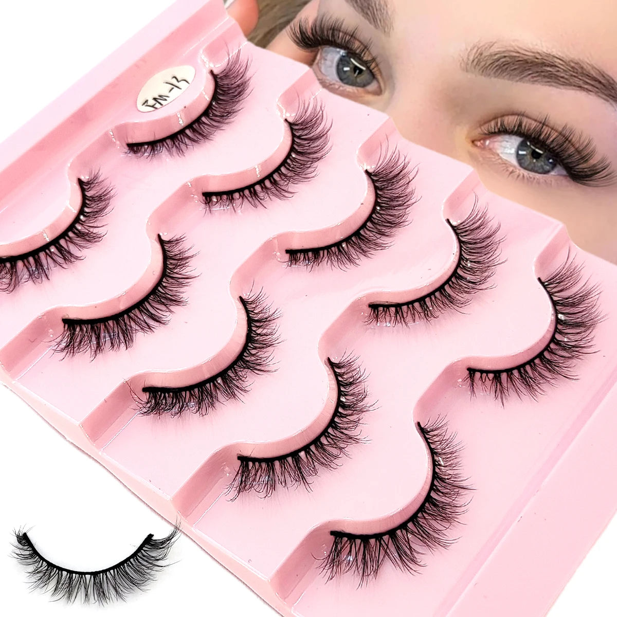 Wispy natural eyelash extension