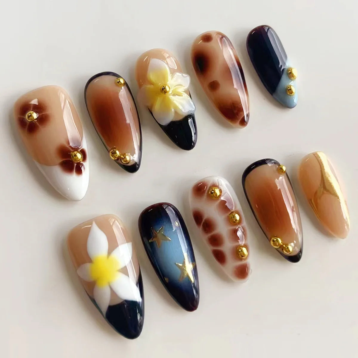 24pcs Pink Almond Press on Nails Flower Pattern