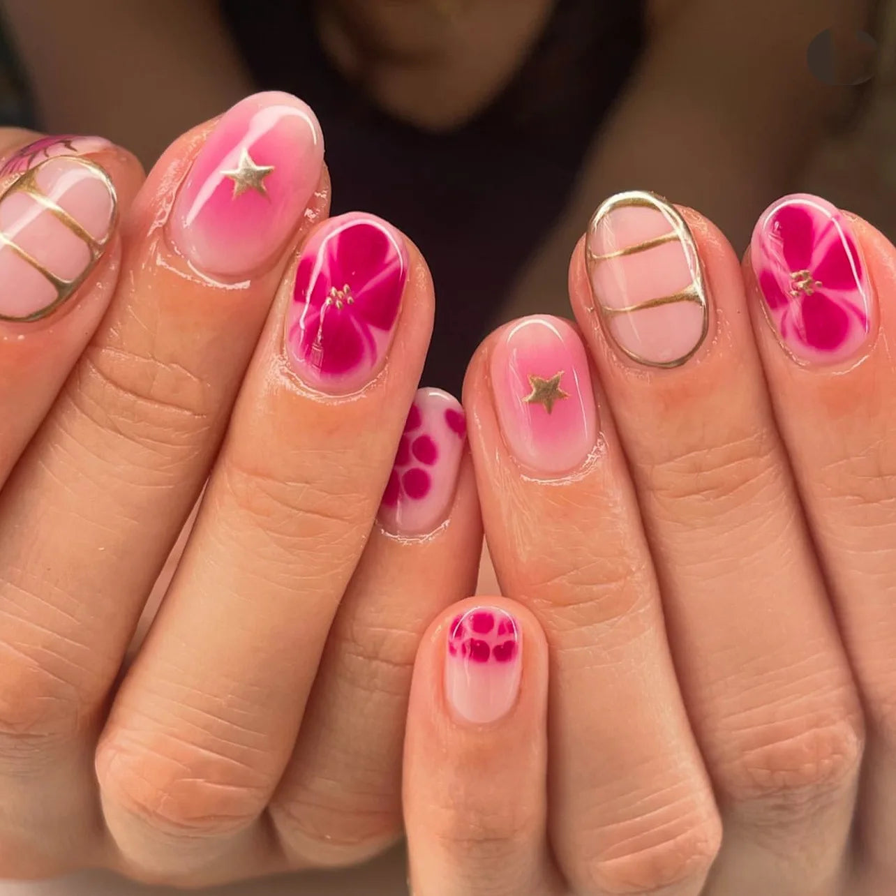 24pcs Pink Almond Press on Nails Flower Pattern