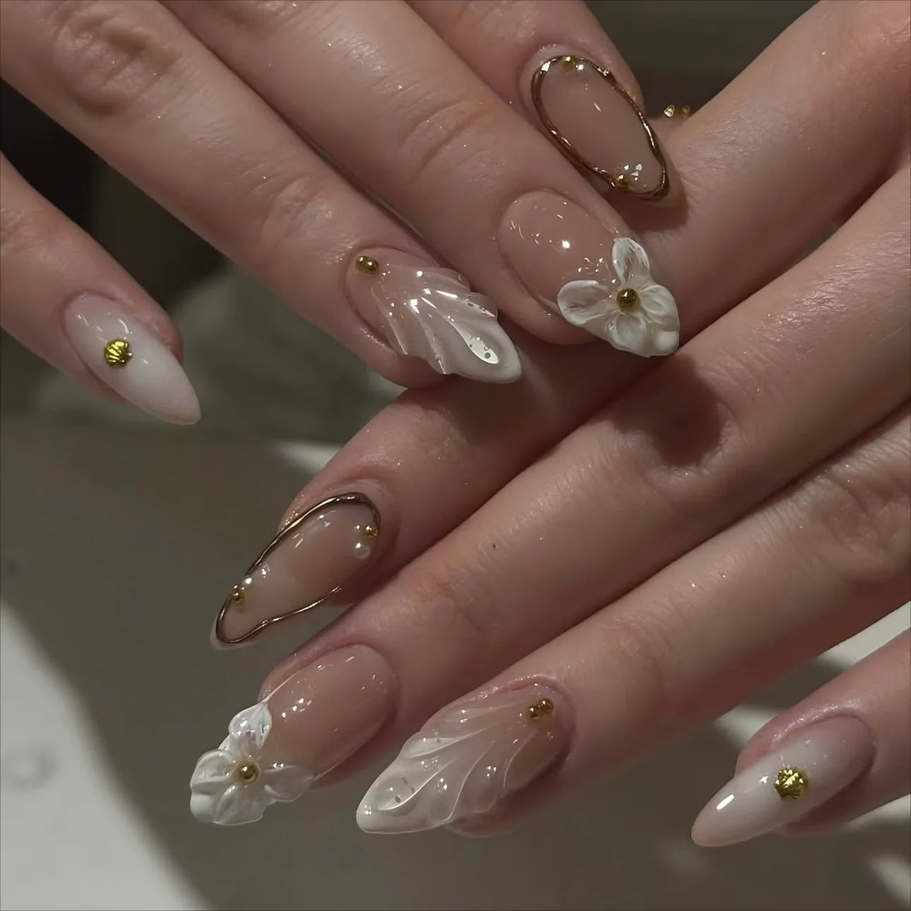 24pcs Pink Almond Press on Nails Flower Pattern