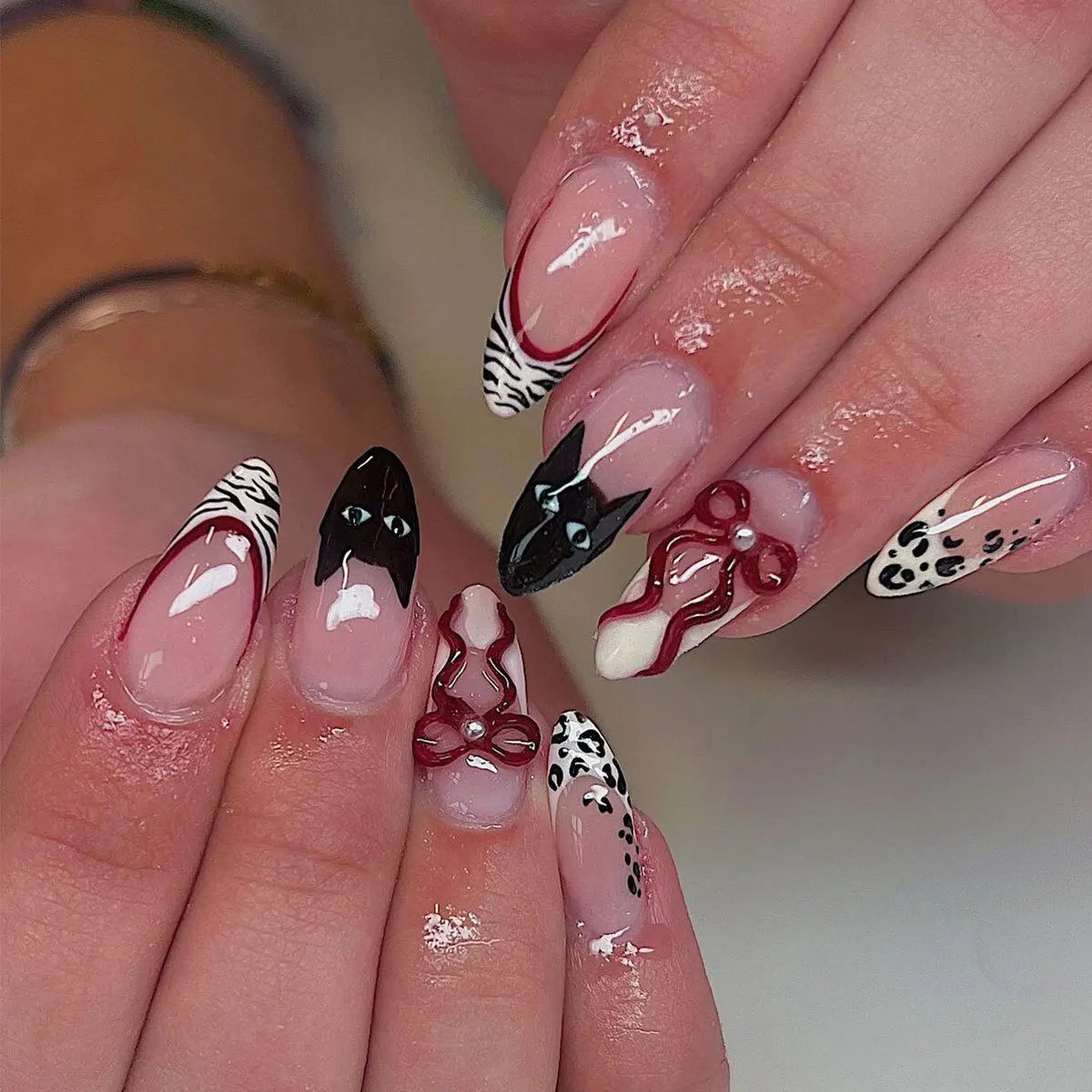 24PCS  Press on Nails Designs