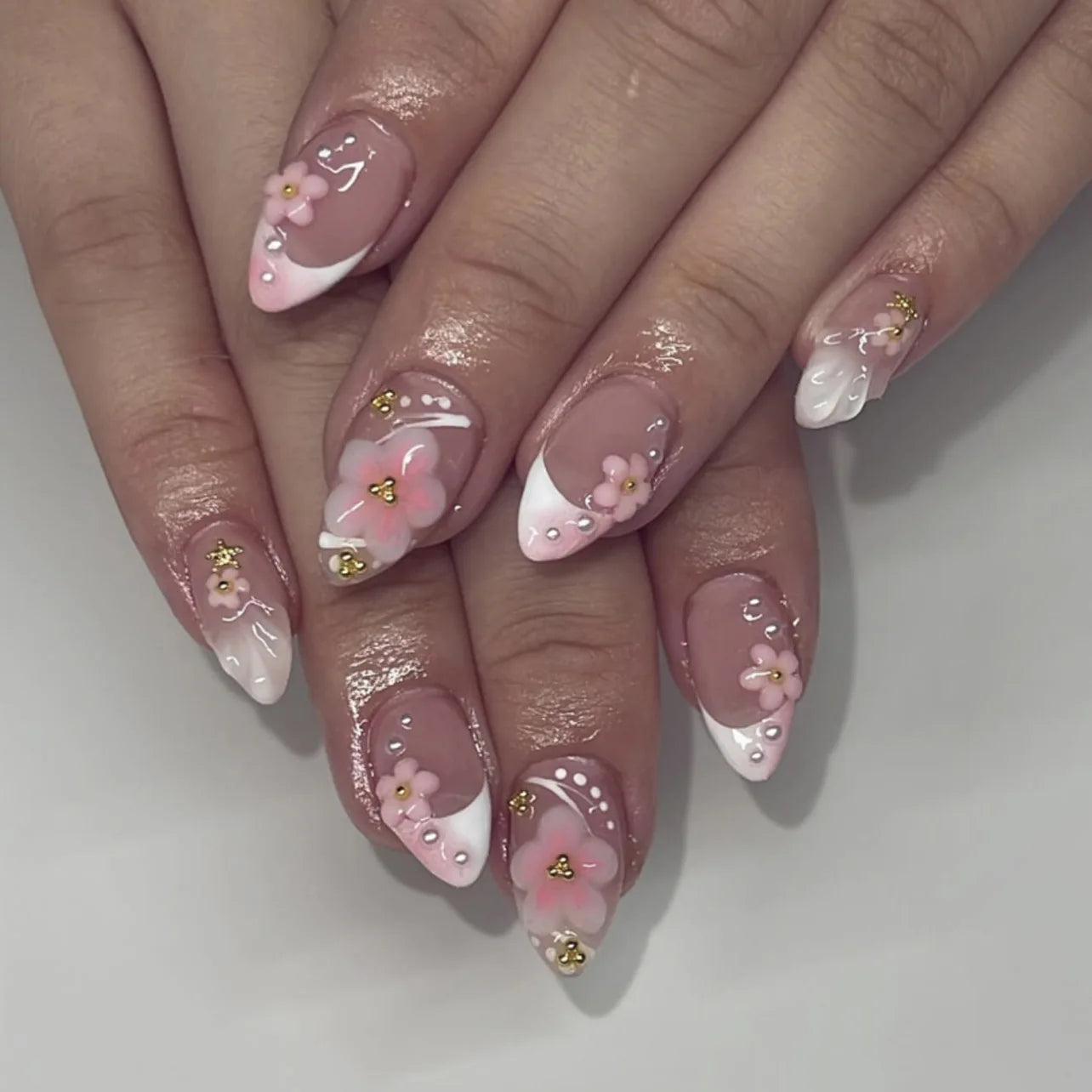 Press on Nails Strawberry Bow Design Nails