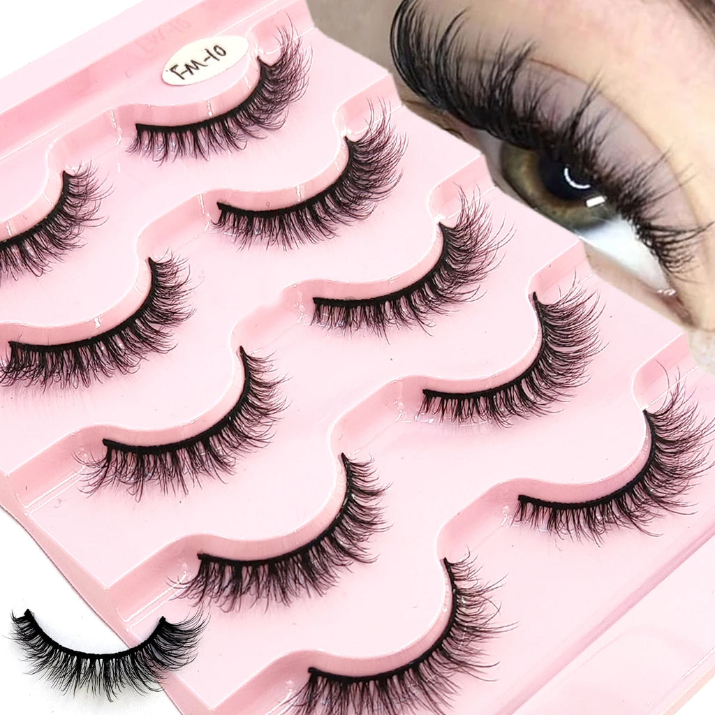 Wispy natural eyelash extension