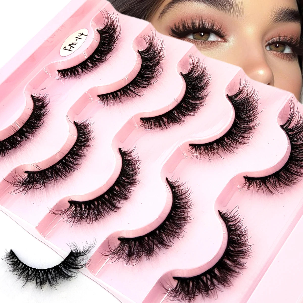 Wispy natural eyelash extension