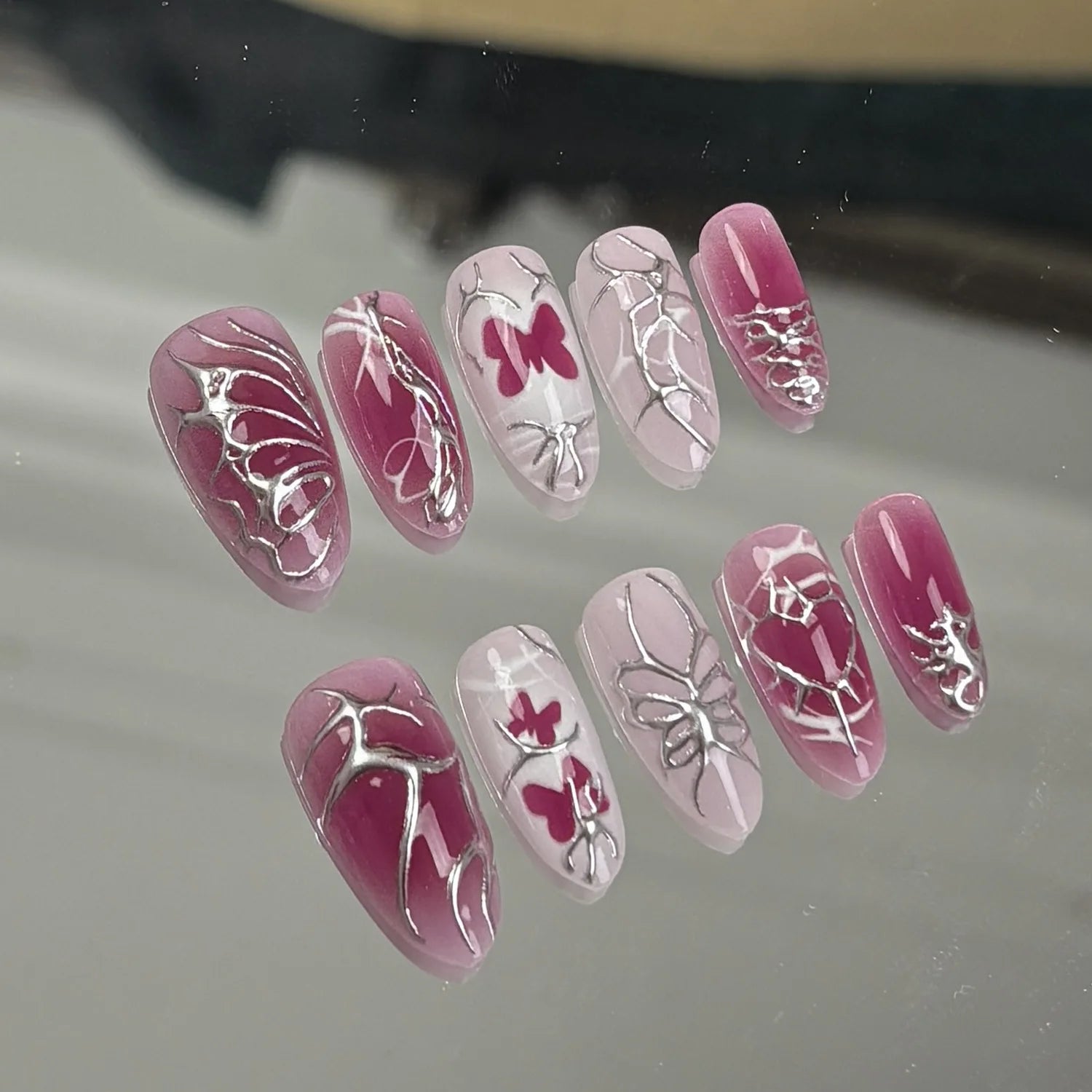 24PCS  Press on Nails Designs